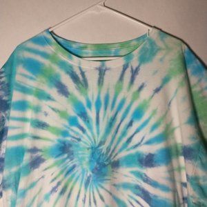Handmade tie dye fruit of the loom shirt size 3XL
